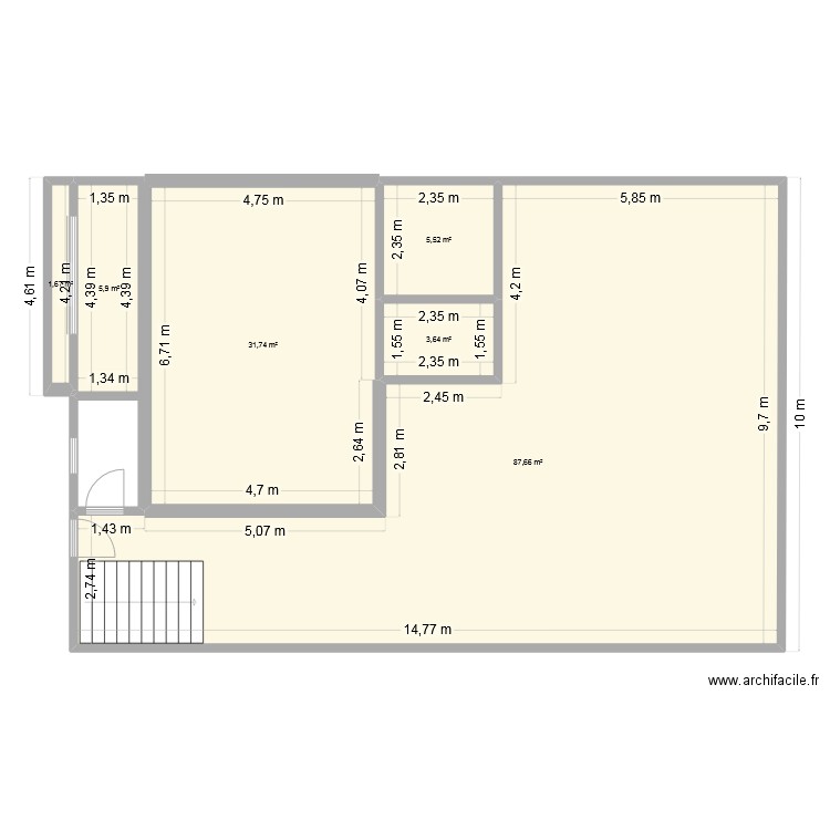 astou. Plan de 6 pièces et 136 m2