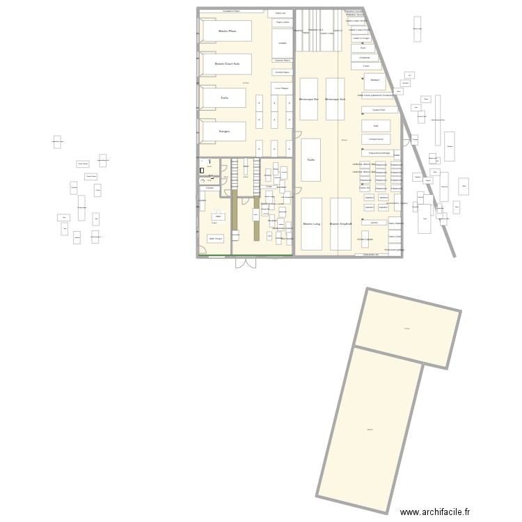FontBat. Plan de 14 pièces et 1030 m2