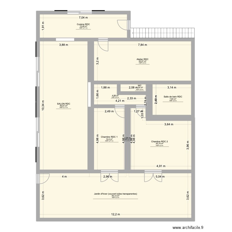 RDC 1710. Plan de 10 pièces et 170 m2