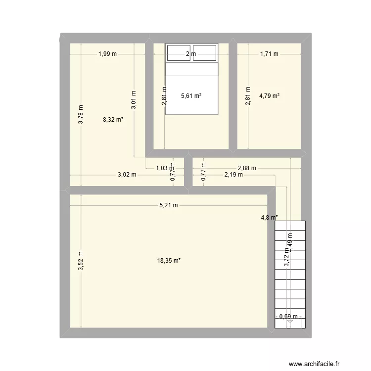 2EME ETAGE V1. Plan de 5 pièces et 42 m²
