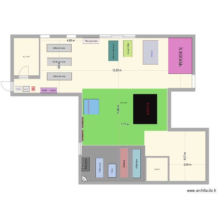plan salle de sport. Plan de 3 pièces et 132 m2