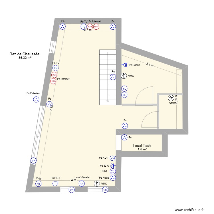 Prises RDC. Plan de 2 pièces et 38 m2