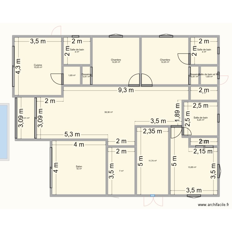 111. Plan de 51 pièces et 447 m2