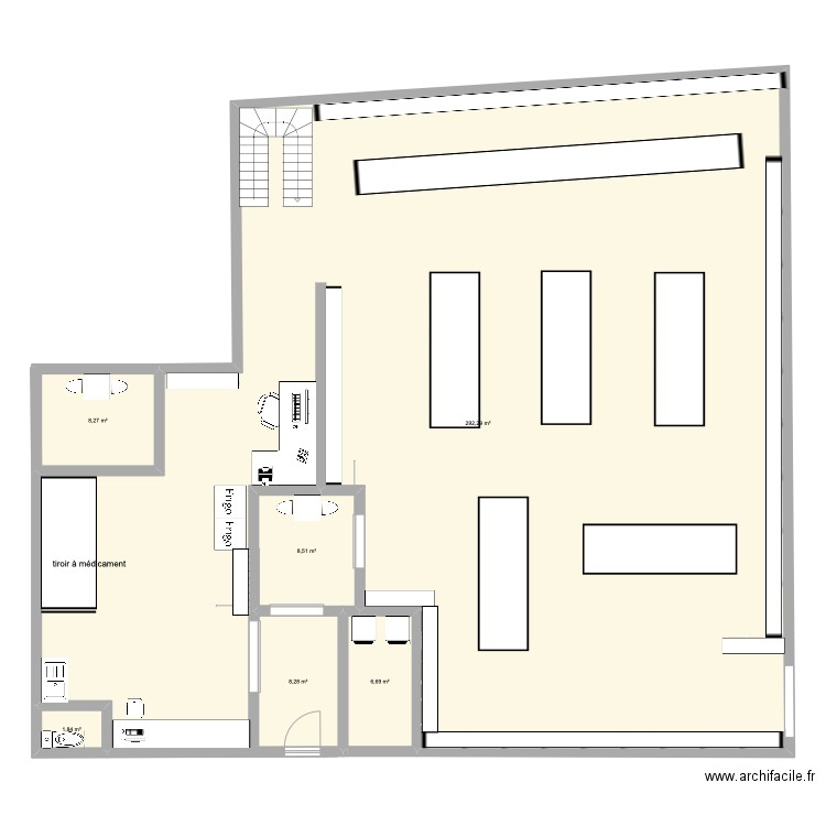 Pharmacie Vincent . Plan de 6 pièces et 326 m2