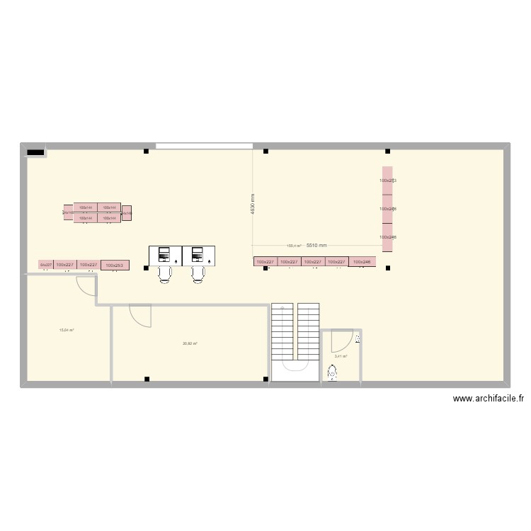 local show room. Plan de 0 pièce et 0 m2