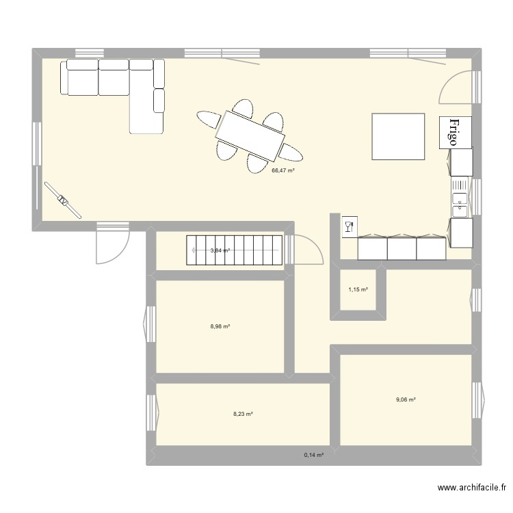 MAISON. Plan de 7 pièces et 98 m2
