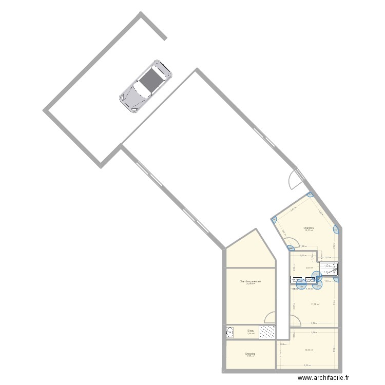 Maison. Plan de 7 pièces et 76 m2