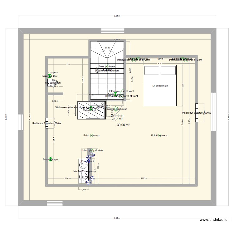 Combles Perros. Plan de 3 pièces et 118 m2