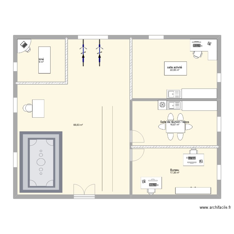 salle de rééducation. Plan de 5 pièces et 132 m2