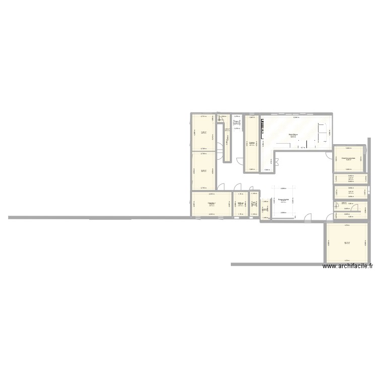 Terrain djoulikay. Plan de 16 pièces et 164 m2