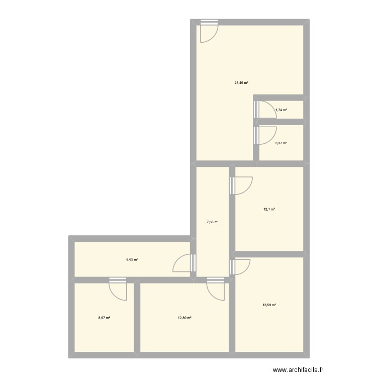 Carlance. Plan de 9 pièces et 92 m2