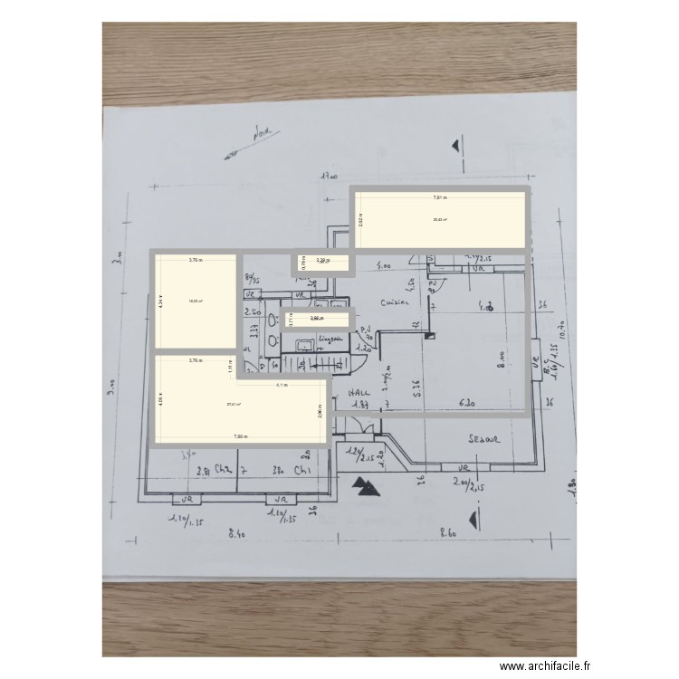 SS1. Plan de 5 pièces et 68 m2