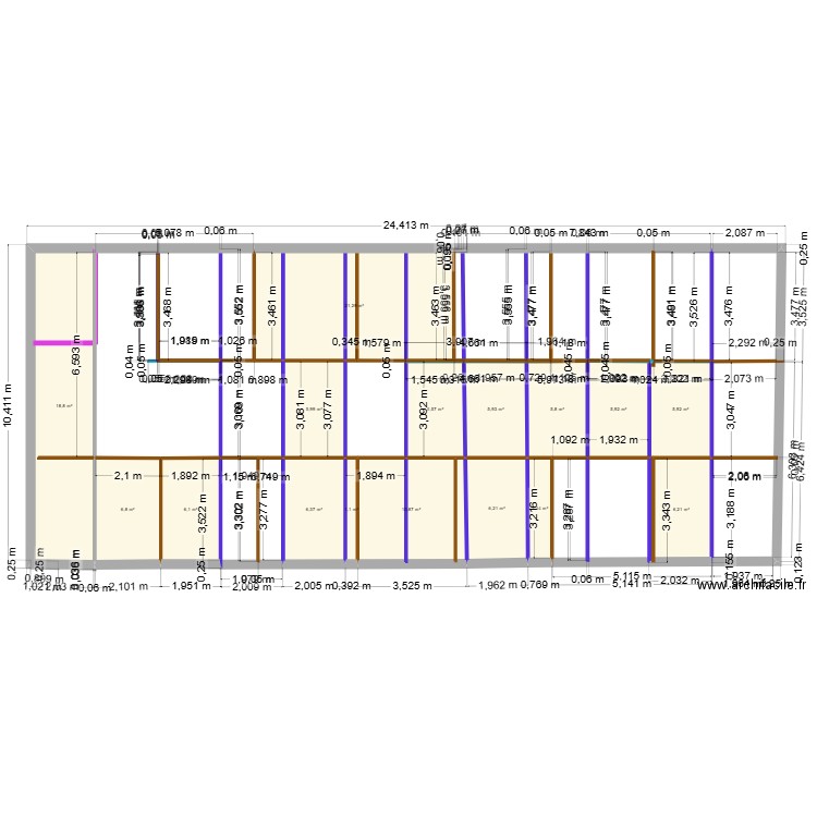 moi. Plan de 16 pièces et 121 m2