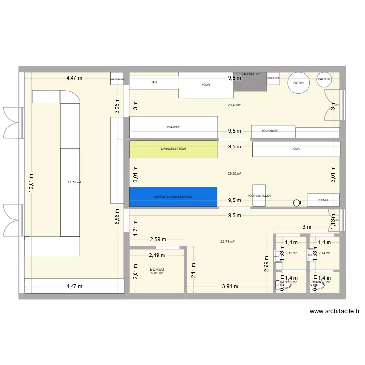 Boulangerie patisserie. Plan de 9 Pièces et 137 m²