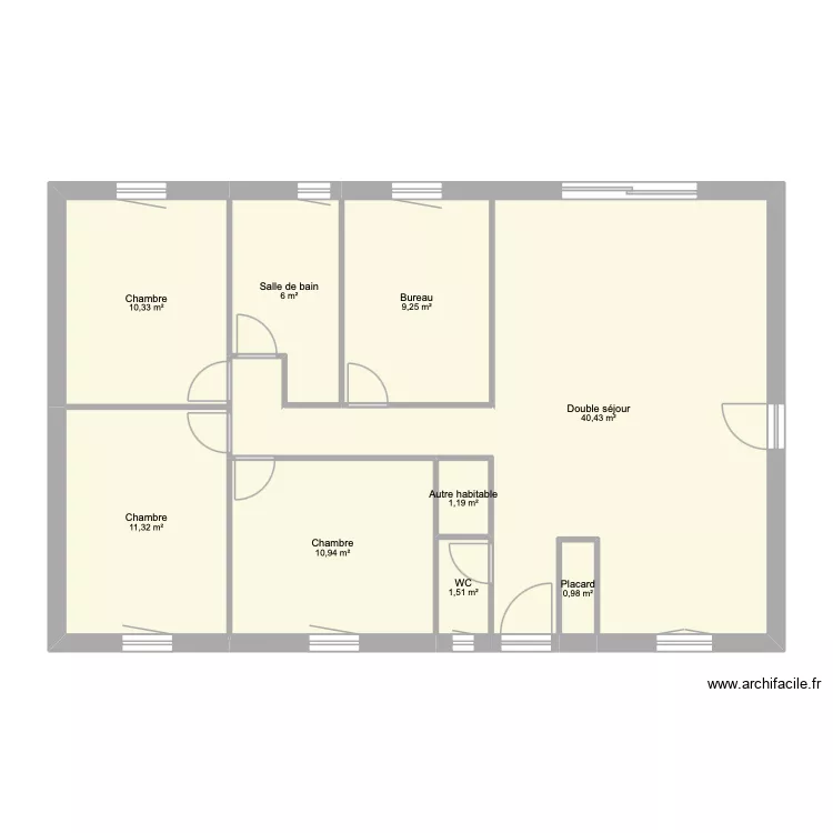 Santos. Plan de 9  et 92 m²
