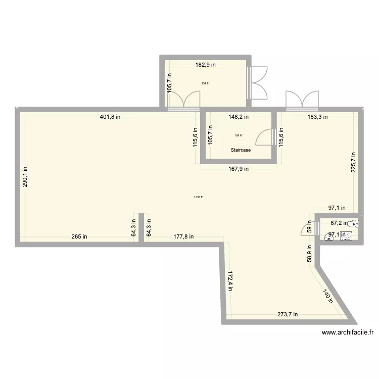Christian. Plan de 3  et 175 m²