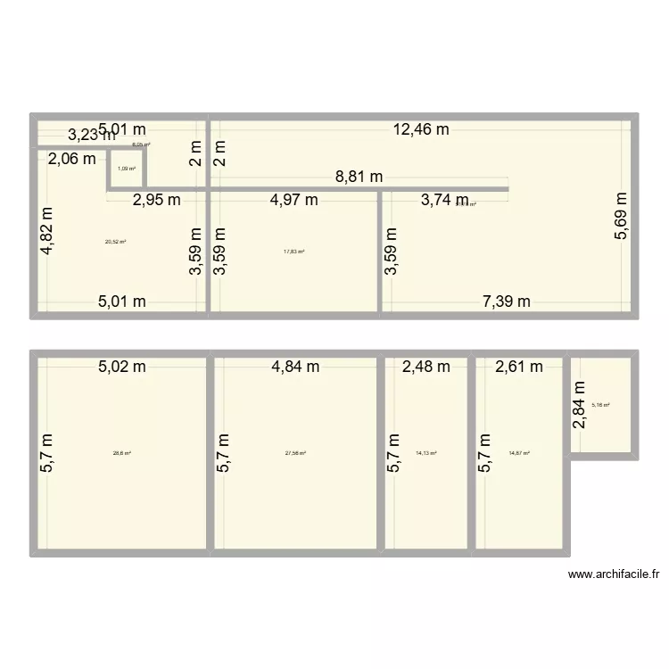 HOYET. Plan de 22  et 190 m²