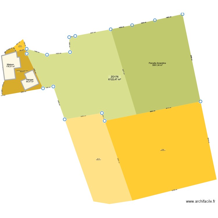 Cadastre Nous et Jean Louis. Plan de 2 pièces et 274 m2