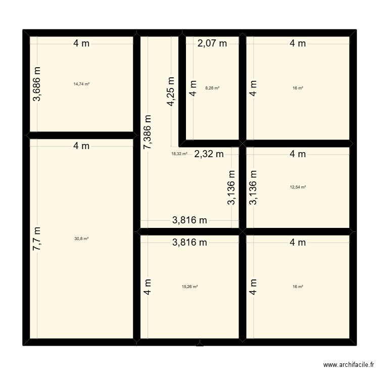 1 plan. Plan de 8 pièces et 132 m2