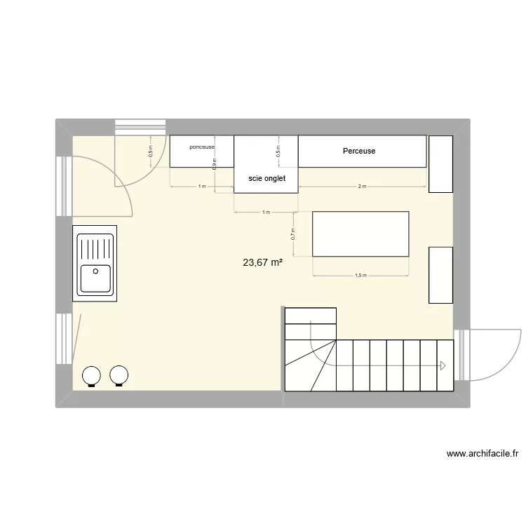 Atelier. Plan de 1  et 24 m²
