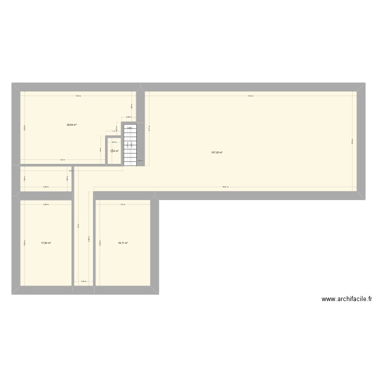 Thurins. Plan de 5 pièces et 175 m2
