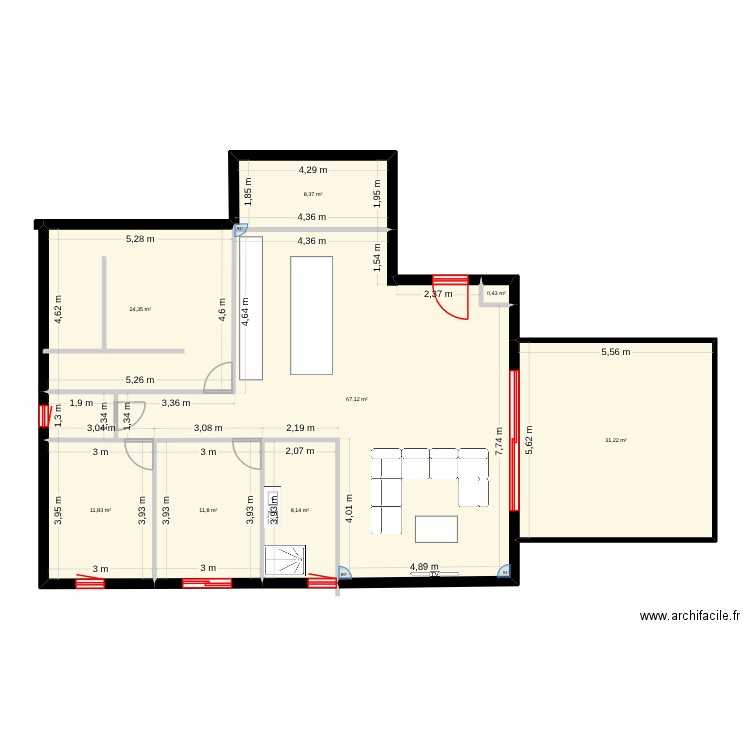 esquisse. Plan de 8 pièces et 163 m2