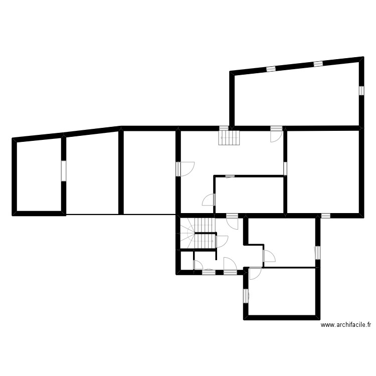 CROUZET. Plan de 21 pièces et 311 m2