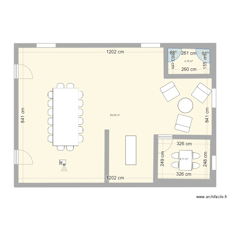 Showroom. Plan de 3 pièces et 113 m2