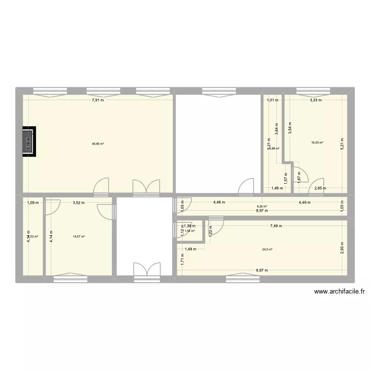 maison. Plan de 8 Pièces et 118 m²