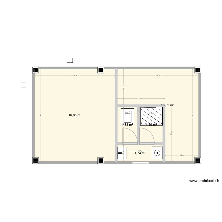4444. Plan de 5 pièces et 33 m2