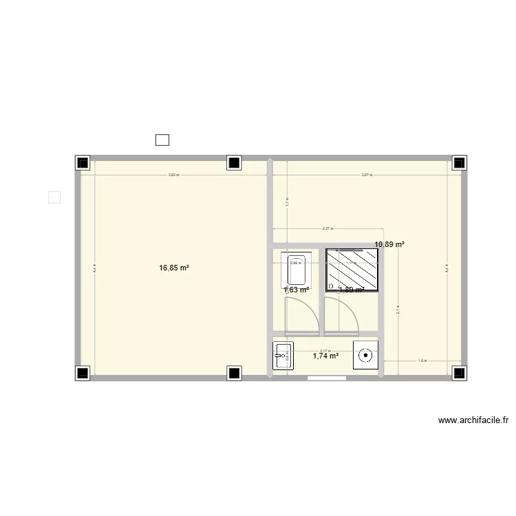 4444. Plan de 5 pièces et 33 m²