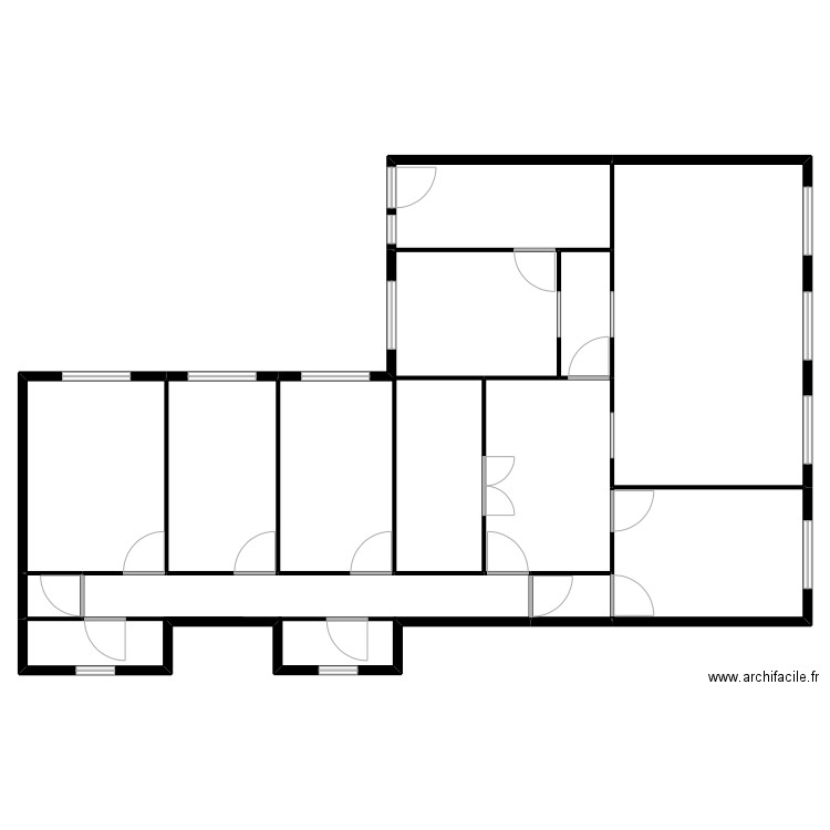 Yomtov. Plan de 11 pièces et 466 m2
