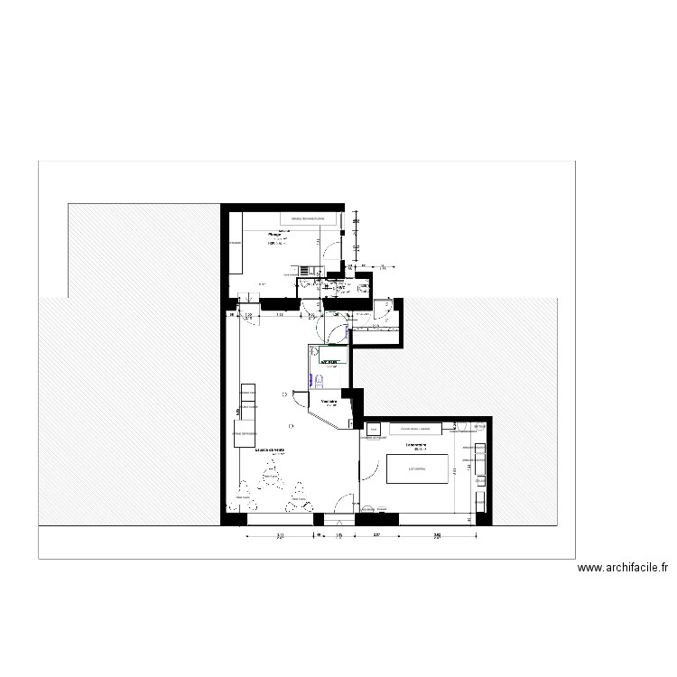 LOCAL. Plan de 0 pièce et 0 m2