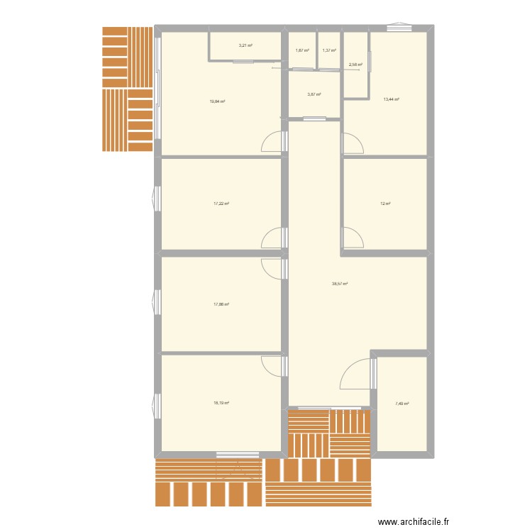 polé. Plan de 0 pièce et 0 m2
