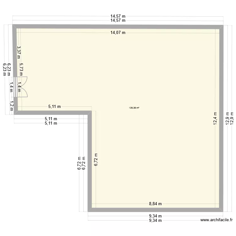 LUIGI 1er. Plan de 1 pièce et 139 m²