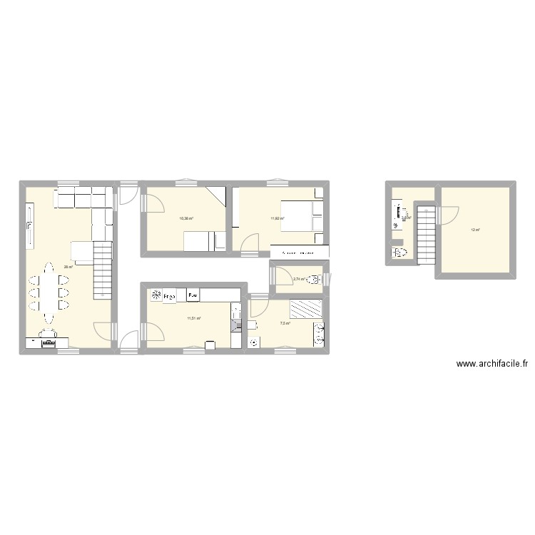 RDC. Plan de 8 pièces et 88 m2