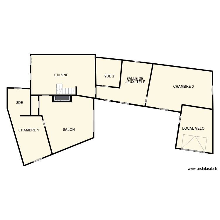 DROUET RDC. Plan de 7 pièces et 262 m2