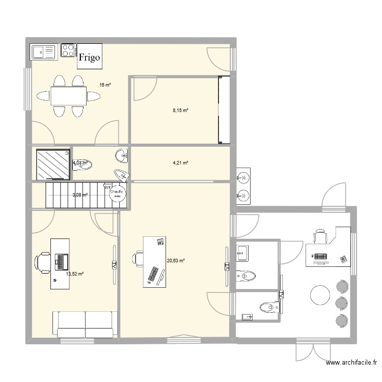 mus. Plan de 7 pièces et 70 m2
