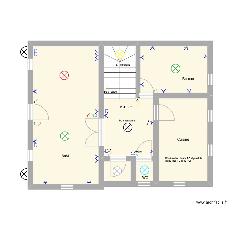 Vezelay. Plan de 6 pièces et 55 m2