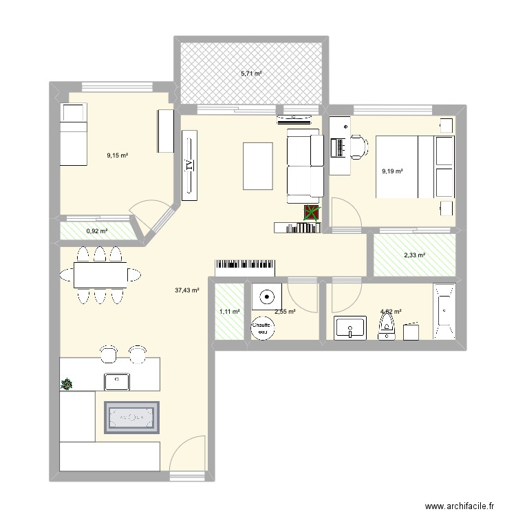 longueuil. Plan de 9 pièces et 73 m2