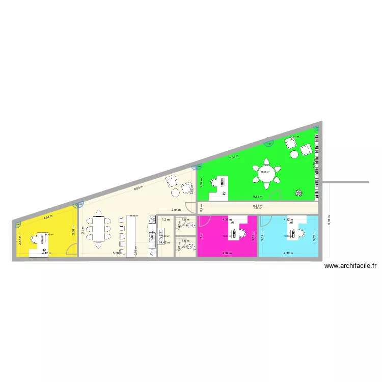Plateaux IZ R+1 sexies. Plan de 9  et 126 m²