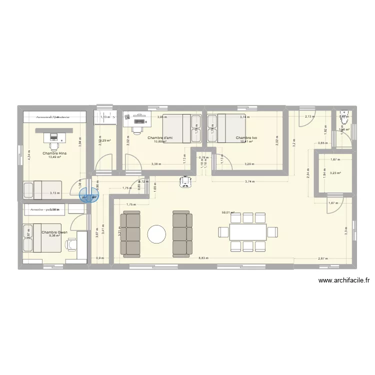 Couloir maison*. Plan de 8 Pièces et 111 m²