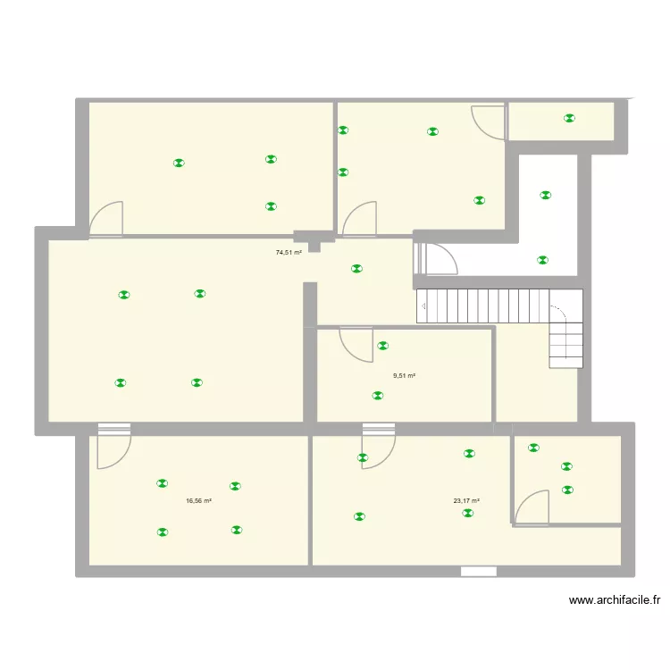 perona. Plan de 4 et 124 m² perona. Plan de 4 et 124 m²
