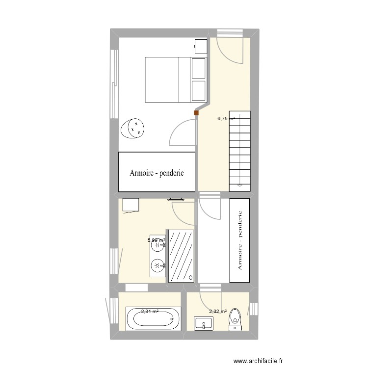 Saint-Palais partie haute. Plan de 4 pièces et 17 m2