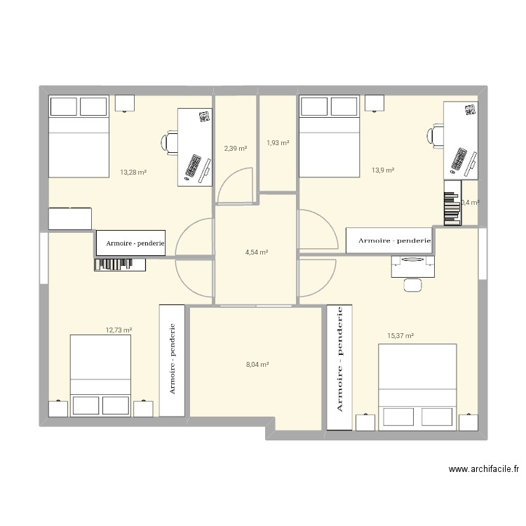 Etage maillon aménagé. Plan de 9 pièces et 73 m2