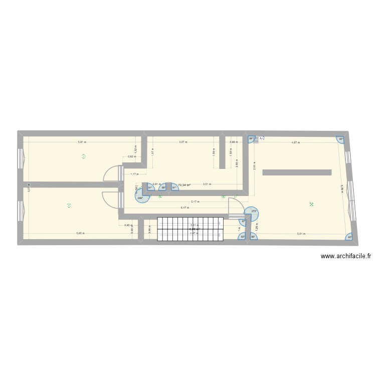 Evere 2. Plan de 2 pièces et 75 m2