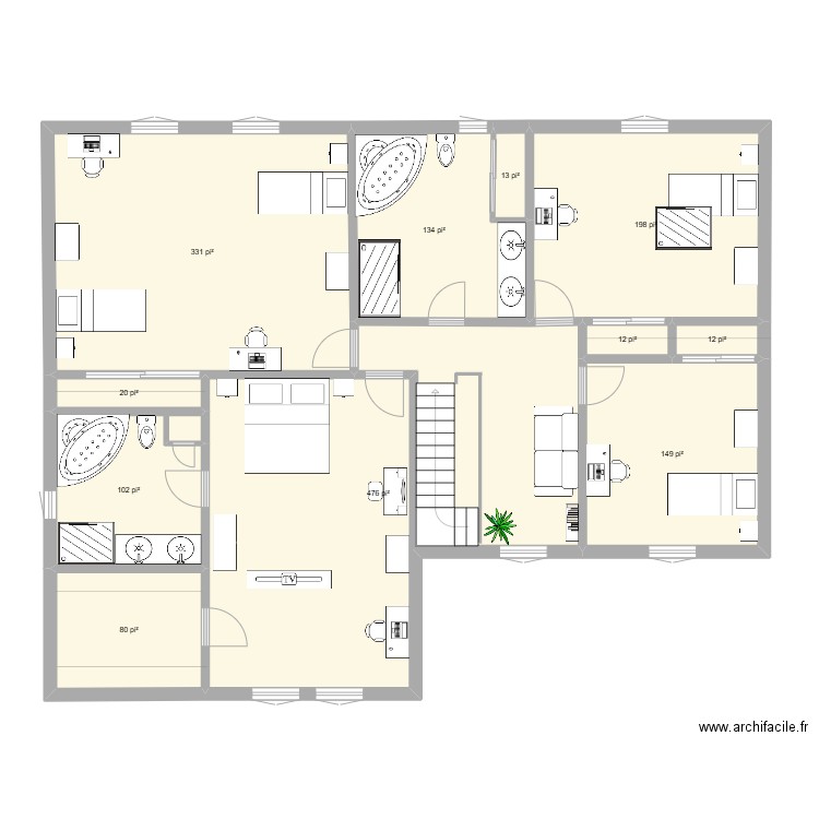 FG16-B. Plan de 11 pièces et 142 m2