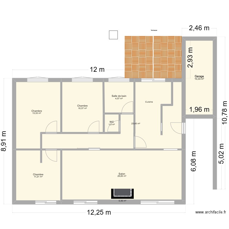 Maison. Plan de 9 pièces et 105 m2