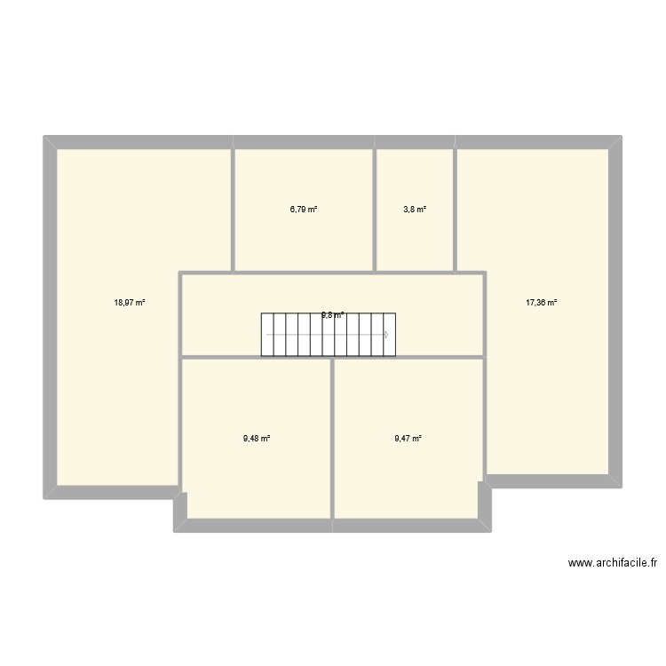 1ER. Plan de 7 pièces et 76 m2