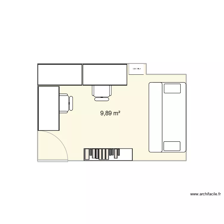 Bureau avec assis-debout. Plan de 1  et 10 m²